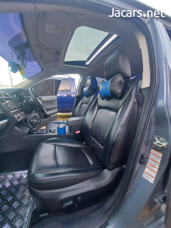 Subaru Legacy 2,5L 2015-9