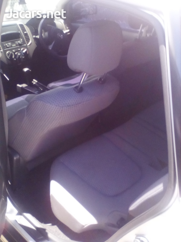 Nissan Wingroad 1,5L 2014-3