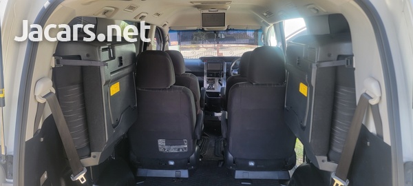 2012 Toyota Voxy ZS-8