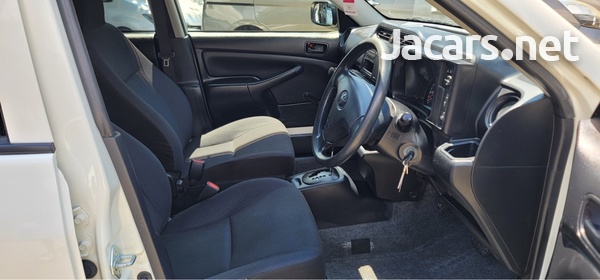 Toyota Probox 1,5L 2017-6