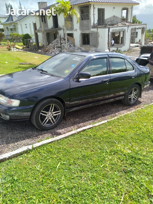 Nissan Sunny 1,0L 1998-3