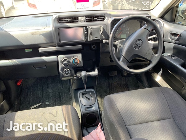 Toyota Probox 1,5L 2016-5