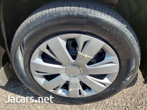 Nissan Wingroad 1,5L 2014-12