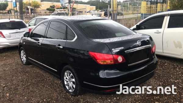 Nissan Bluebird 1,5L 2010-3