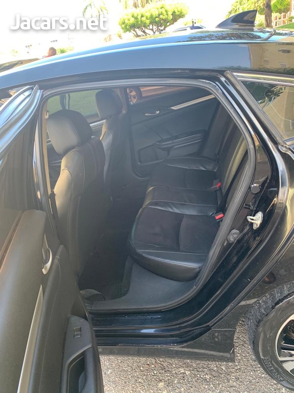 Honda Civic 1,5L 2016-8