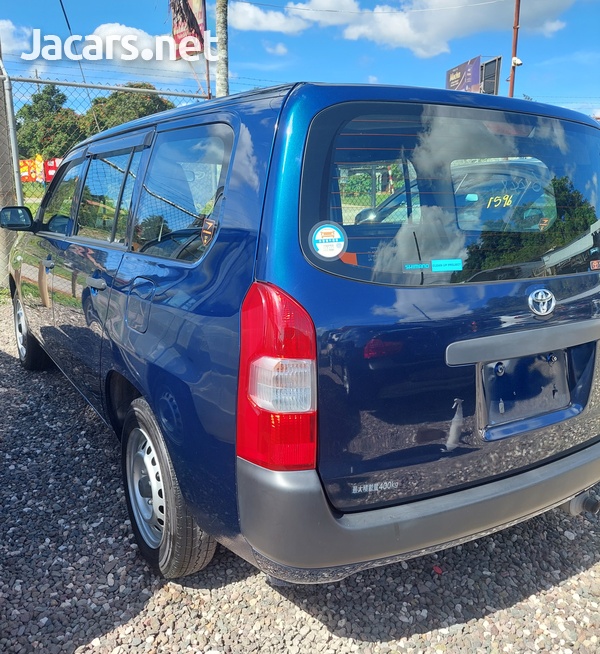 Toyota Probox 1,5L 2017-5