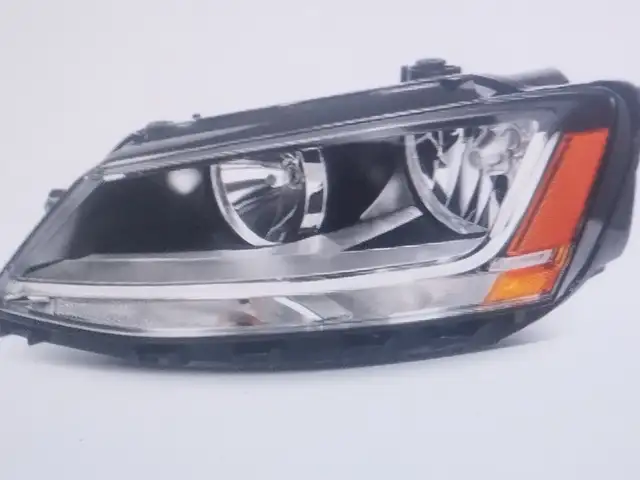 2011-2016 VW Jetta left Head lamp, Kingston