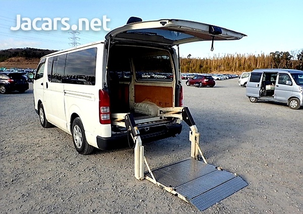 Toyota Hiace 2,0L 2012-12
