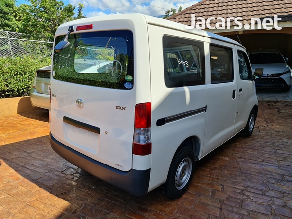 Toyota Town Ace 1,5L 2018-3