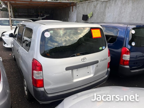 Toyota Probox 1,5L 2017-6