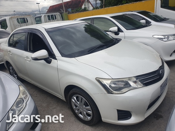 Toyota Axio 1,6L 2014-3