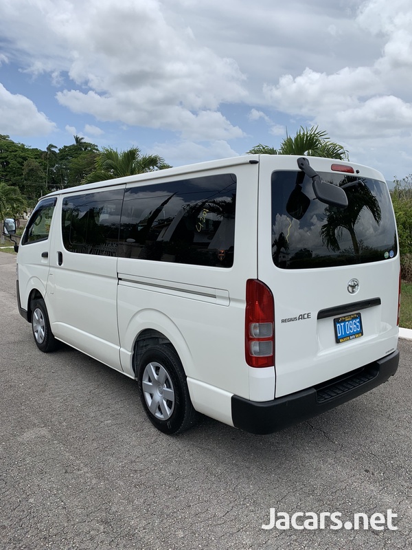 2016 TOYOTA HIACE-4