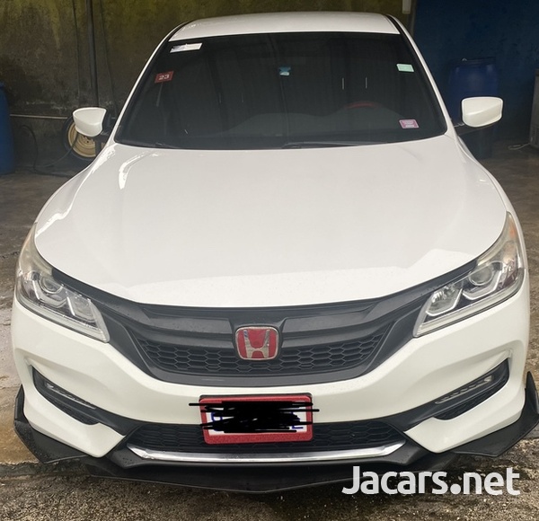 Honda Accord 2,4L 2016-8