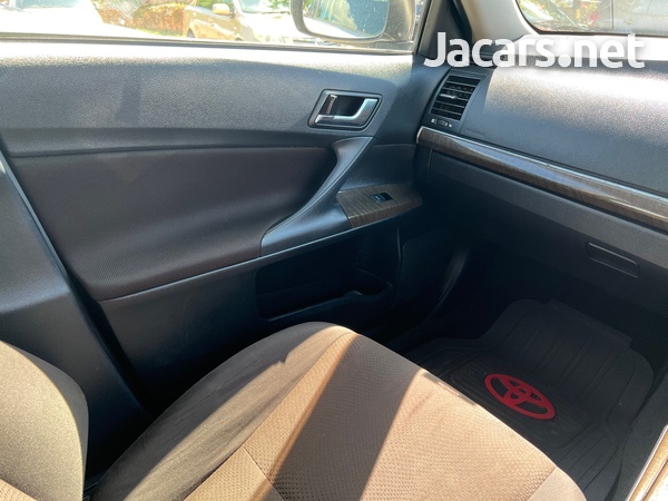 Toyota Mark X 2,5L 2015-13