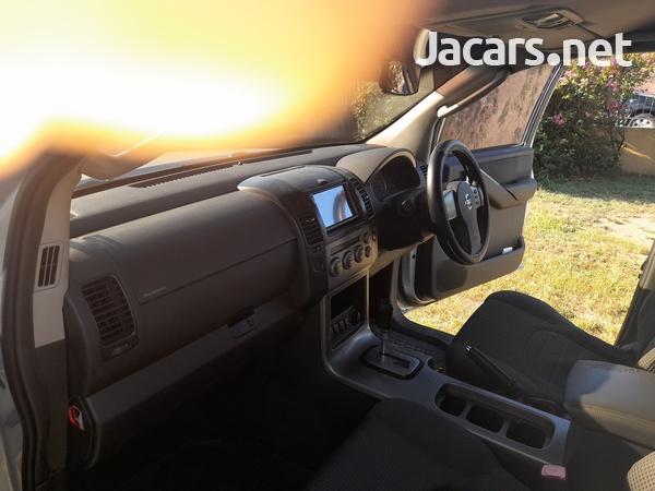 Nissan Pathfinder 3,0L 2006-2
