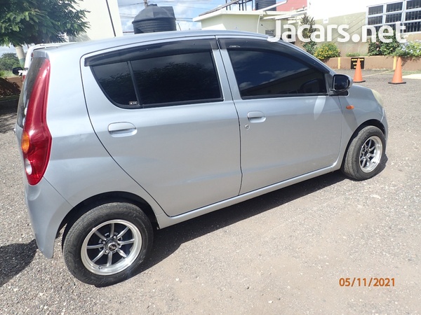 Daihatsu MIRA 0,7L 2012-2