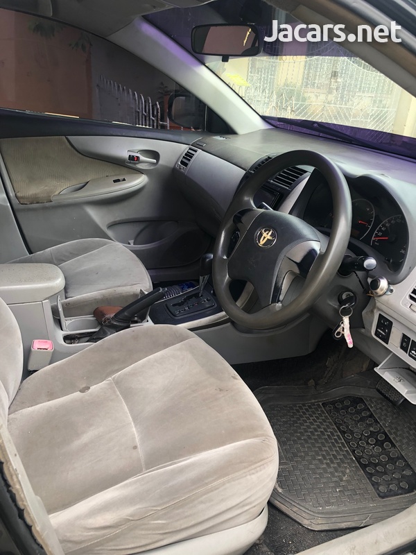 Toyota Corolla XLi 1,8L 2009-6