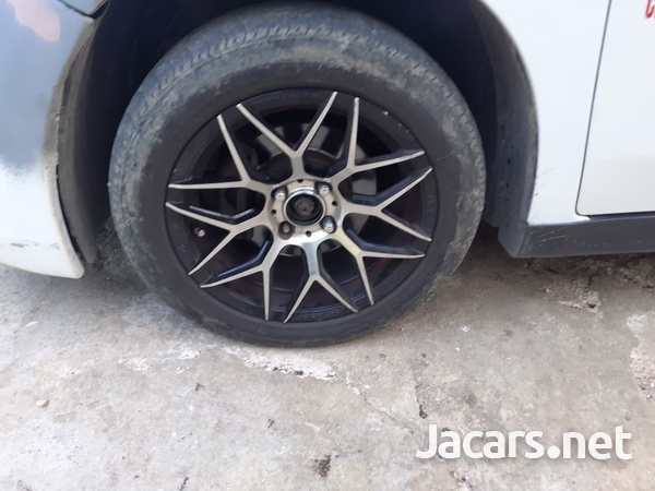 Nissan AD Wagon 1,5L 2011-10
