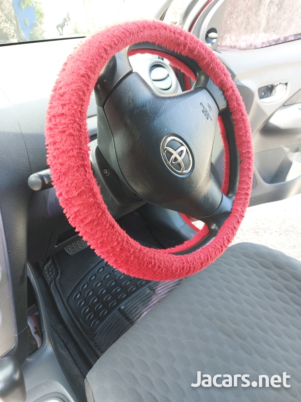 Toyota Yaris 1,3L 2012-9