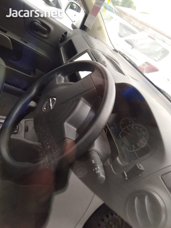 Nissan AD Wagon 1,6L 2016-4