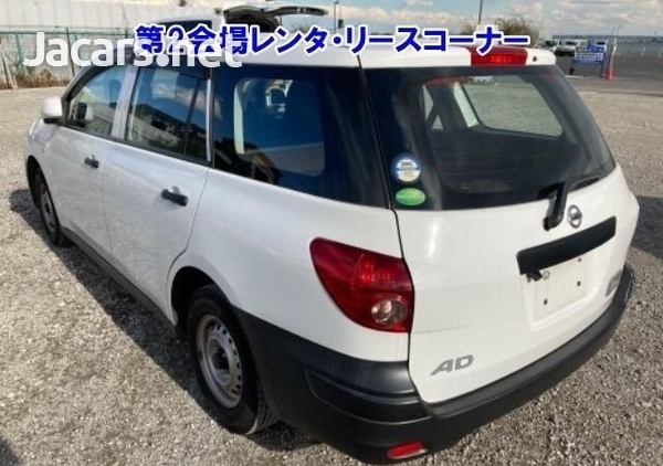 Nissan AD Wagon 1,5L 2016-4