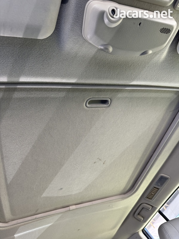 Mitsubishi Pajero 3,0L 2019-7
