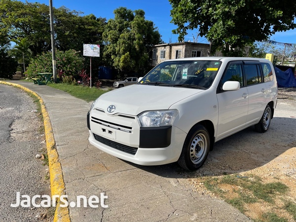 Toyota Probox 1,5L 2017-2