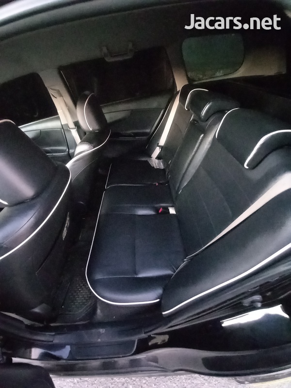 Toyota Fielder 2,0L 2010-2