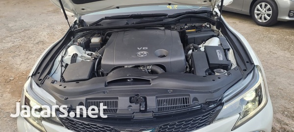 Toyota Mark X 2,5L 2016-13