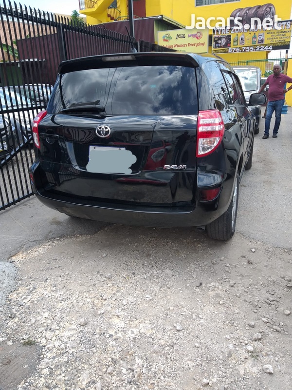 Toyota RAV4 2,4L 2012-4