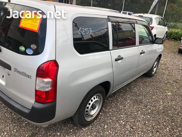 Toyota Probox 1,5L 2017-5
