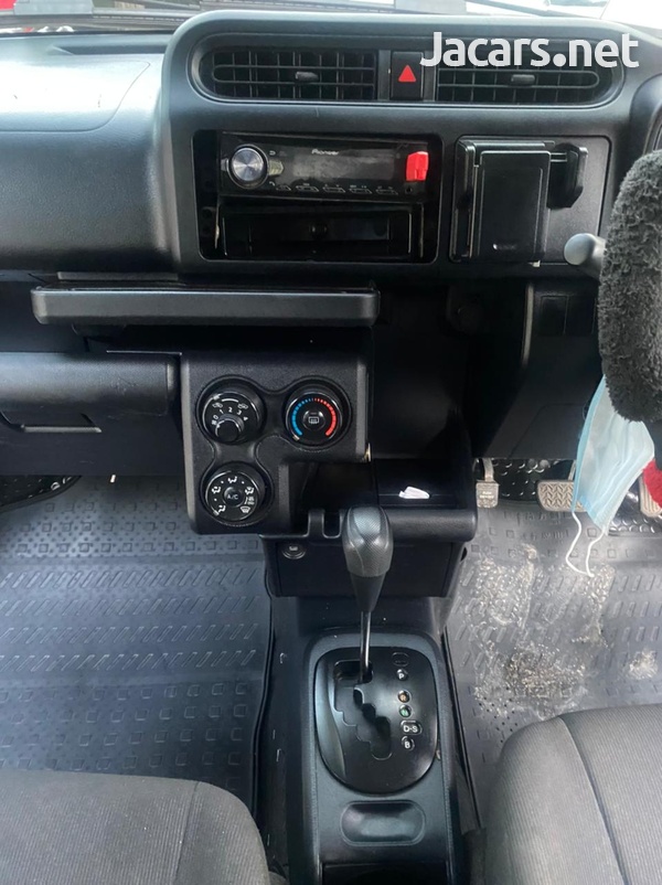 Toyota Probox 1,5L 2016