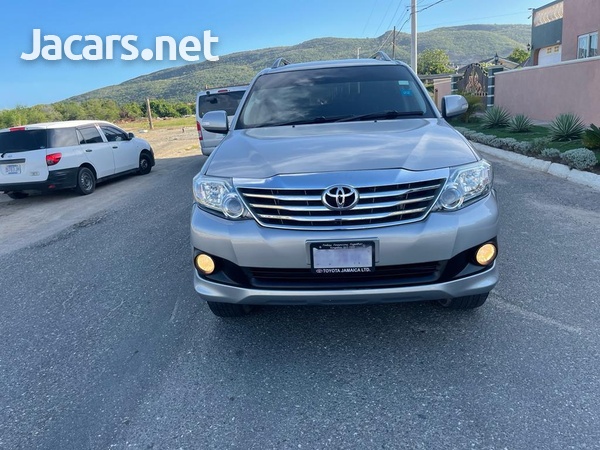 Toyota Fortuner 2,7L 2016-1