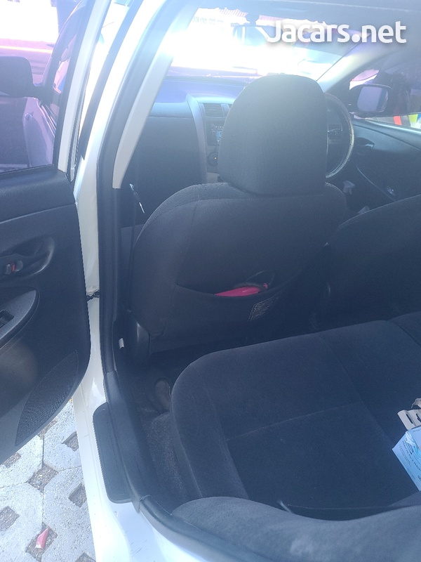 Toyota Fielder 1,5L 2012-9