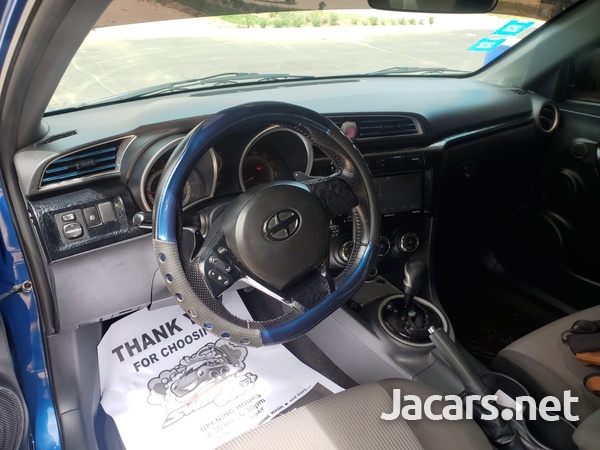 Toyota Scion 2,5L 2016-5