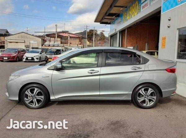 Honda Grace 1,5L 2016-6