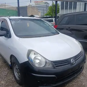 Nissan AD Wagon