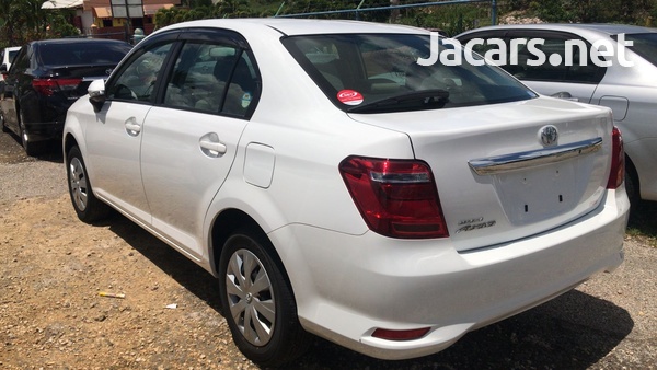 Toyota Axio 1,5L 2017-3