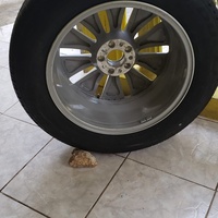 Mercedes rim & tyre set 18 inch Mercedes rim & tyre set 18 inch