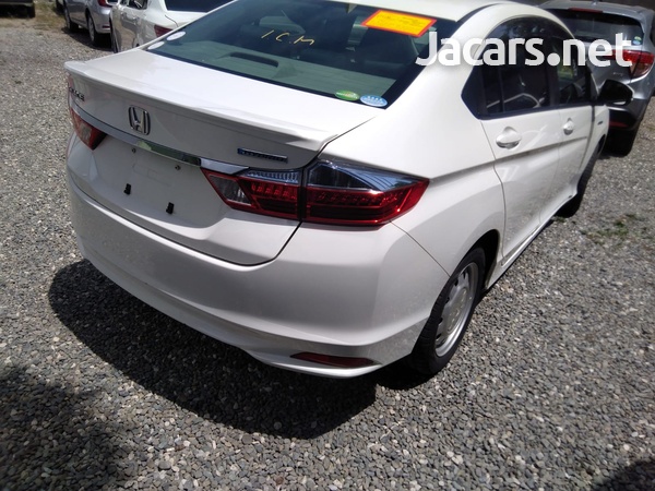 Honda Grace 1,5L 2017-6
