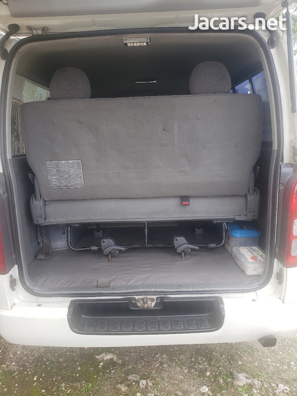 2008 Toyota Hiace-9