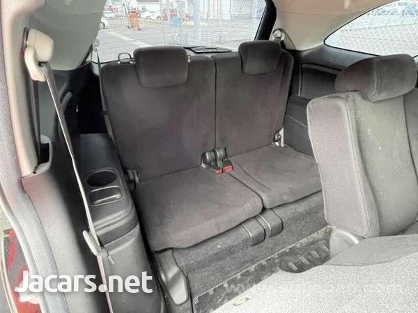 Honda Stream 1,8L 2013-5