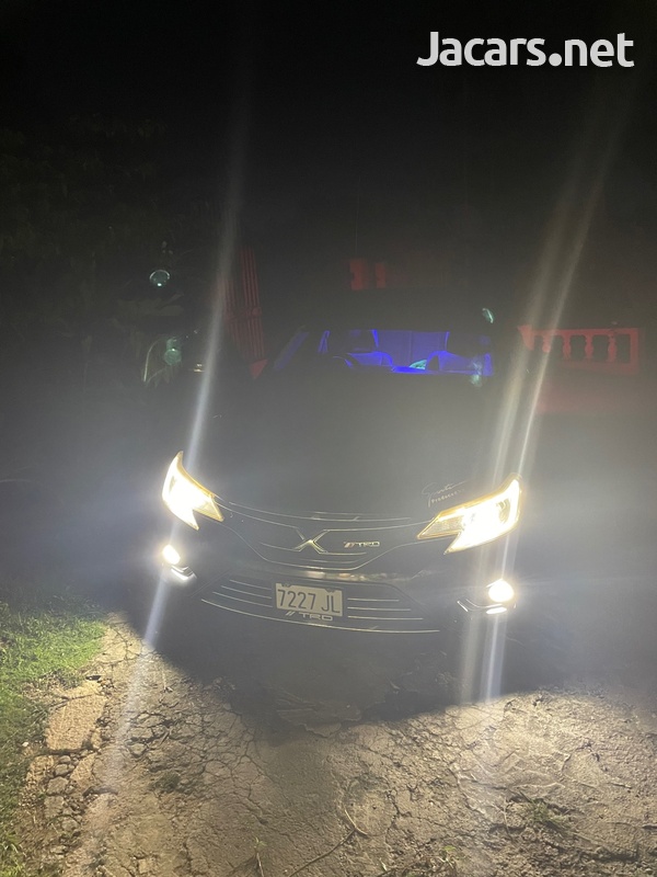 Toyota Mark X 2,5L 2013-13