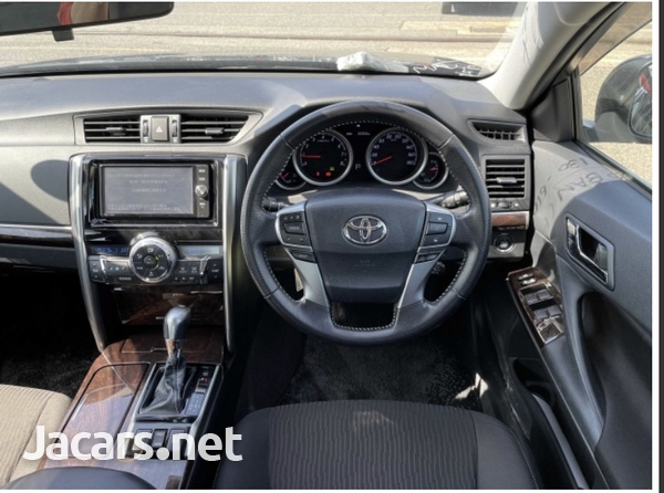 Toyota Mark X 2,5L 2017-1
