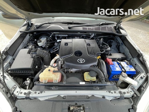 Toyota Hilux 3,0L 2017-7