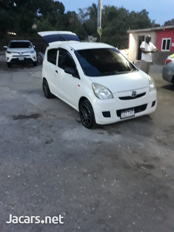Daihatsu MIRA 0,7L 2013-2