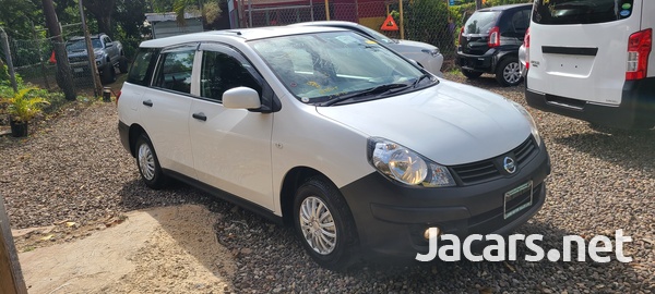 Nissan AD Wagon 1,5L 2017-11