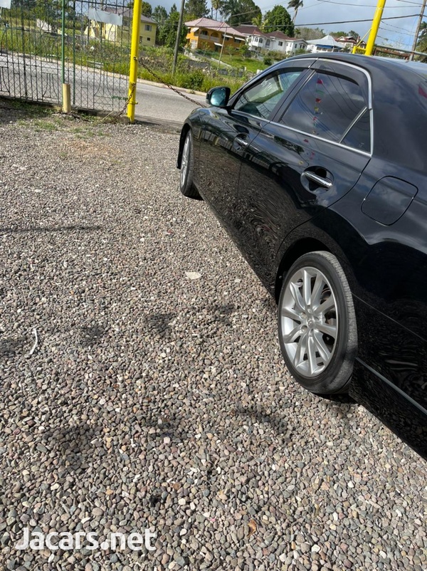 Toyota Mark X 2,5L 2012-8