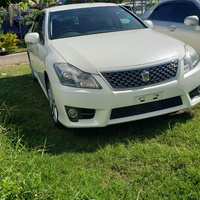 Toyota Crown 2,5L 2012 Toyota Crown 2,5L 2012