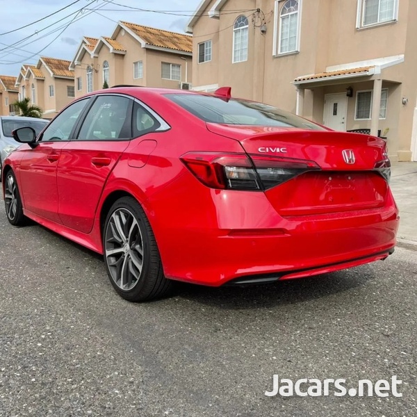 Honda Civic 2,1L 2022-5